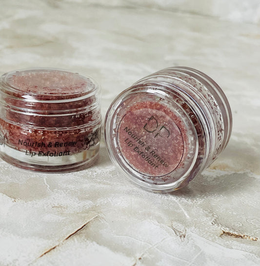 Antioxidant-Rich Lip Exfoliant: Smooth, Nourish & Renew Your Lips