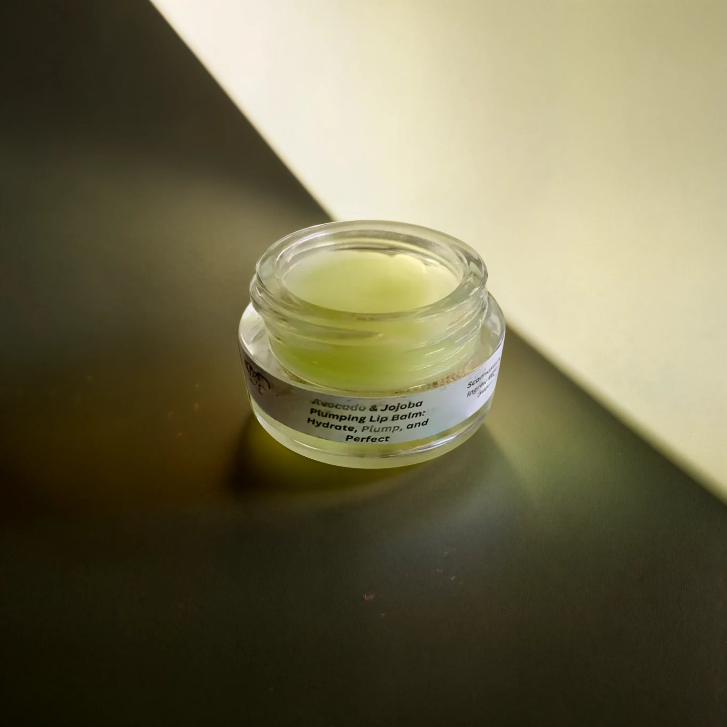 Avocado & Jojoba Plumping Lip Balm: Hydrate, Plump, and Perfect